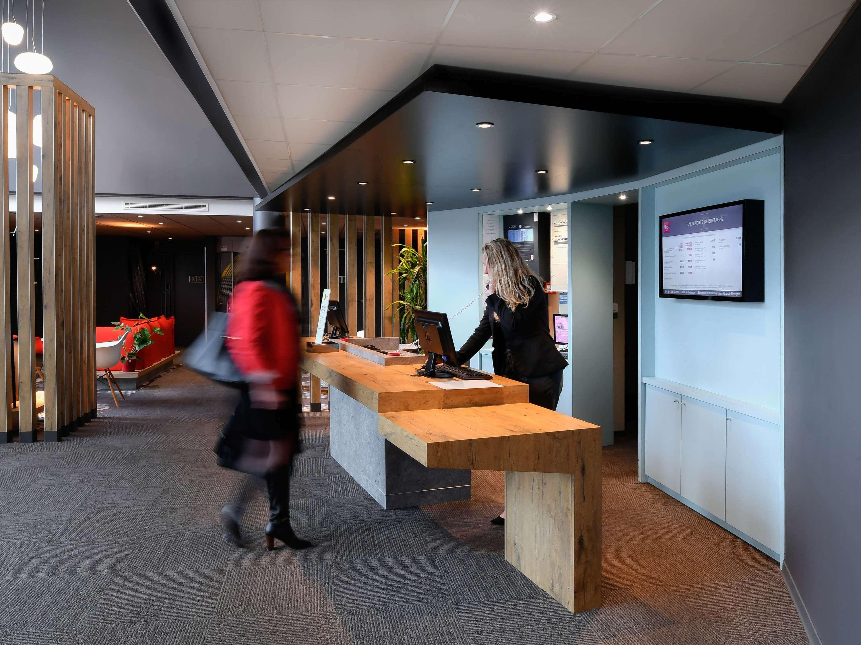 Ibis Budget Caen Porte De Bretagne Bretteville-sur-Odon Ngoại thất bức ảnh