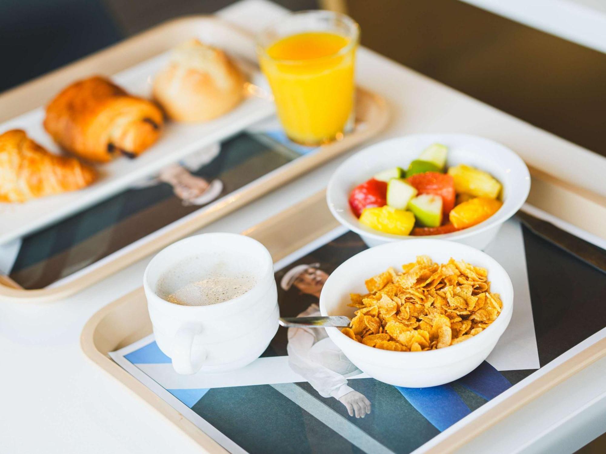 Ibis Budget Caen Porte De Bretagne Bretteville-sur-Odon Ngoại thất bức ảnh