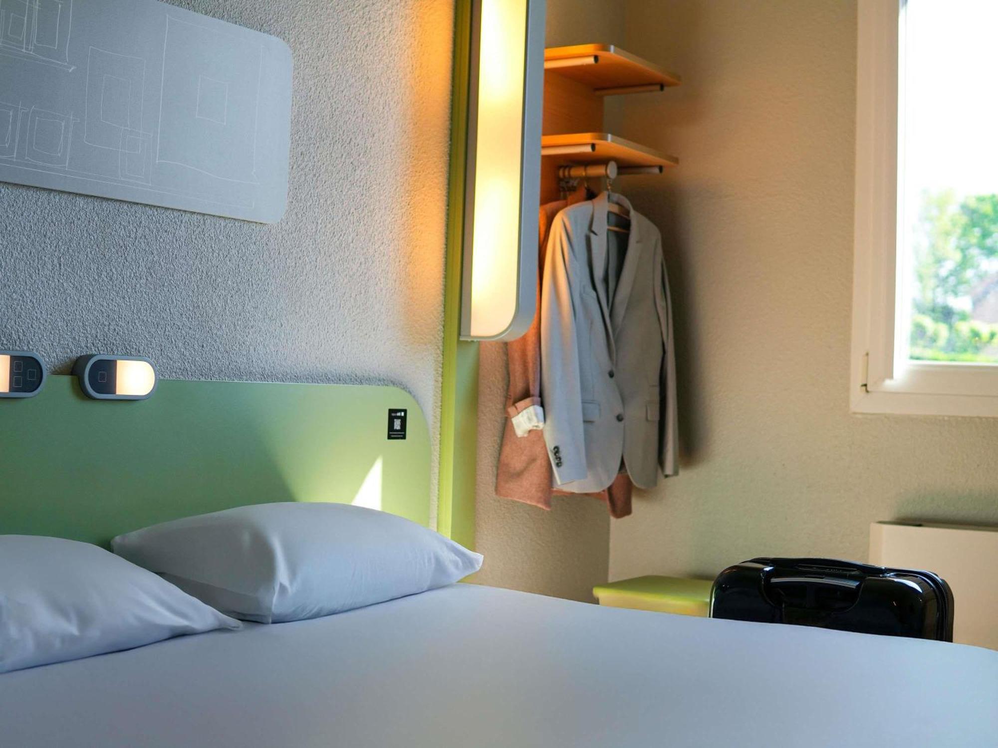 Ibis Budget Caen Porte De Bretagne Bretteville-sur-Odon Ngoại thất bức ảnh